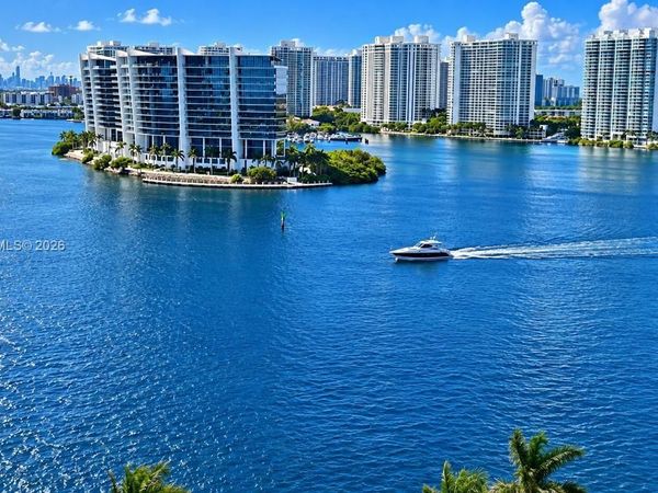 19101 NE 36th Ct, Unit 1704, Aventura, FL 33180