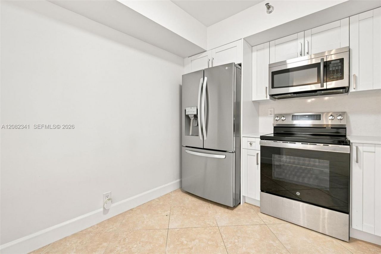 19101 NE 36th Ct, Unit 1704, Aventura, FL 33180 Photo