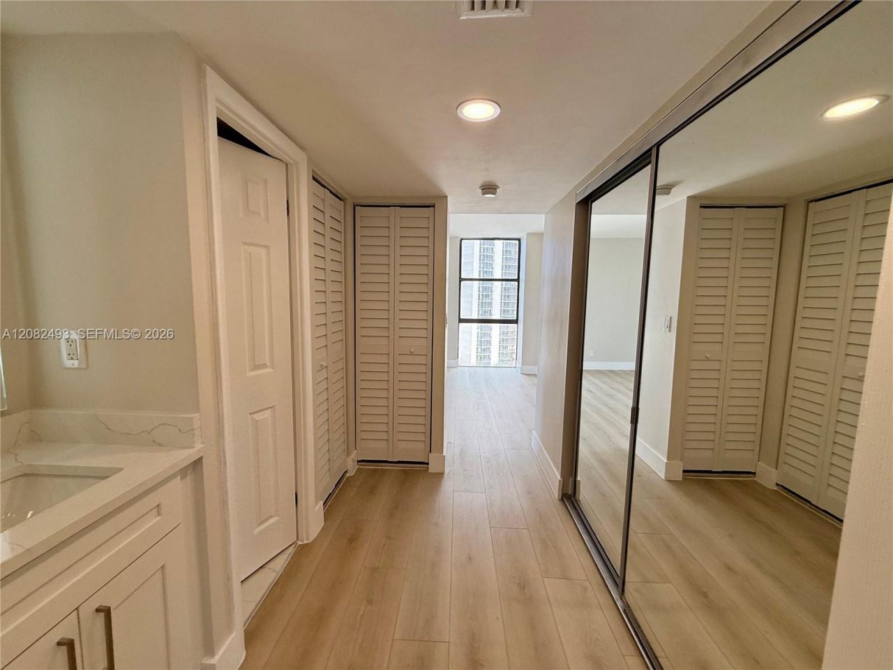 20335 W Country Club Dr , Unit 1203, Aventura, FL 33180 Photo