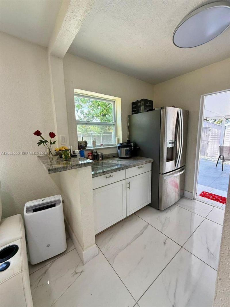 12801 Westview Dr , Miami, FL 33167 Photo