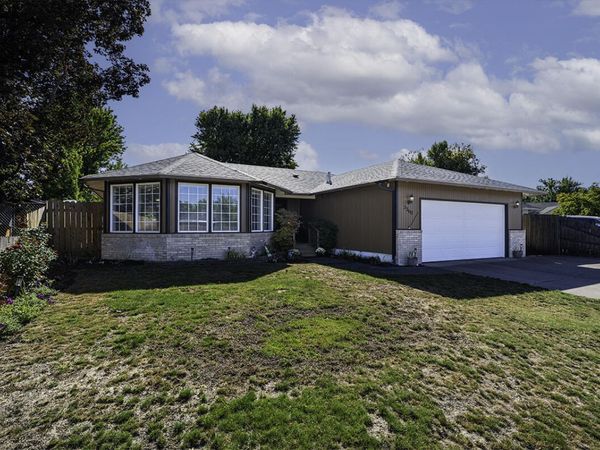 3360 Wellington Drive, Medford, OR 97504