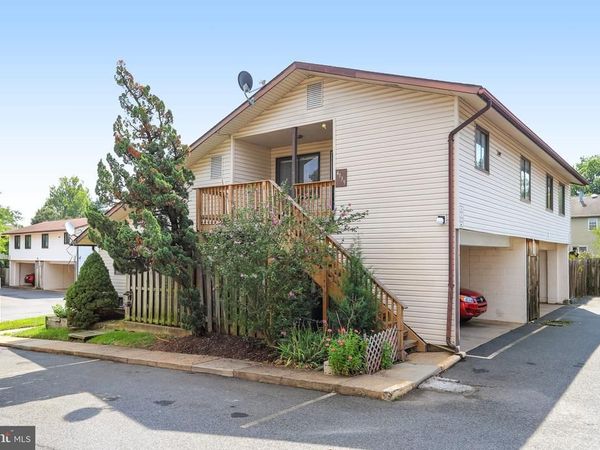 4139 MEADOWLAND COURT, CHANTILLY, VA 20151
