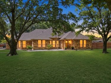 14050 Red Oak Circle N, Frisco, TX 75071