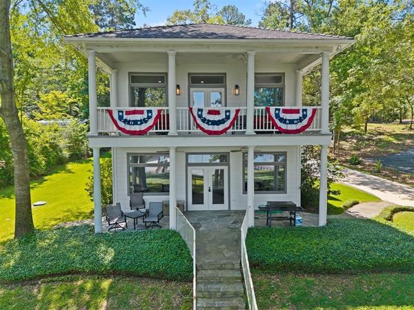 18630 Eastside Road , Troup, TX 75789