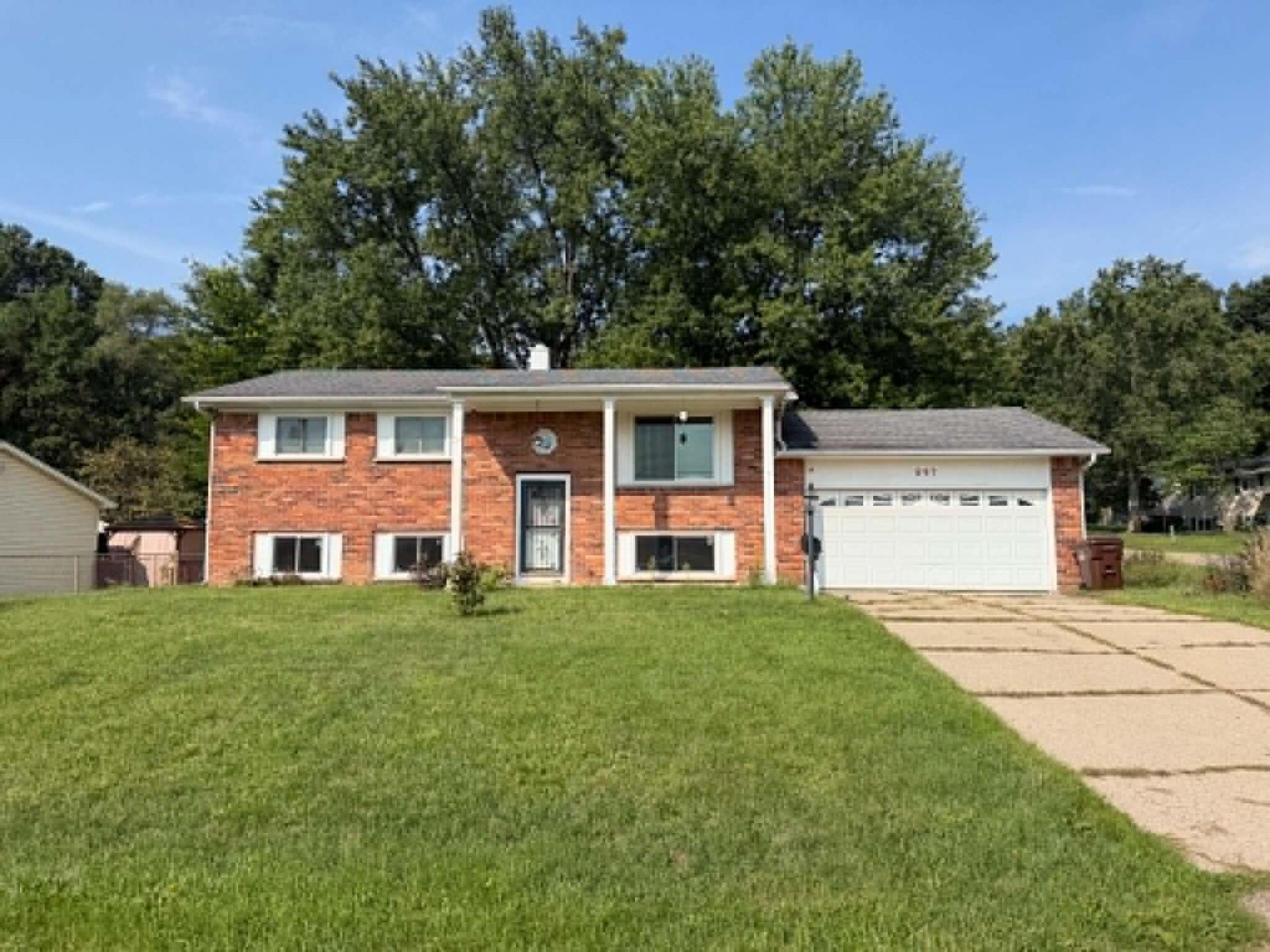 897 N Washington Avenue N, Battle Creek, MI 49037 Main Photo