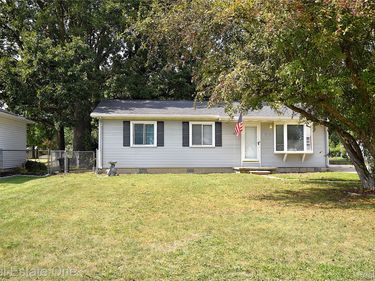 26628 Emma Avenue , Flat Rock, Mi 48134