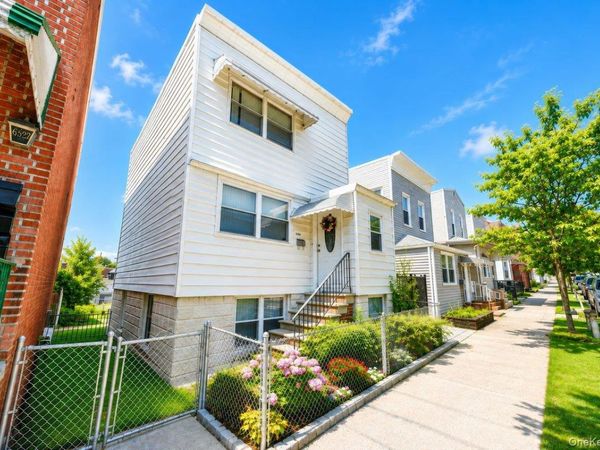 1921 Edison Avenue , Bronx, NY 10461