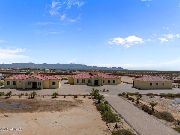 24235 W PINNACLE VISTA Lane, Wittmann, AZ 85361