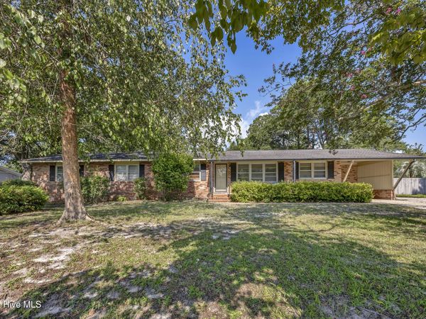 318 Englewood Drive , Wilmington, NC 28409