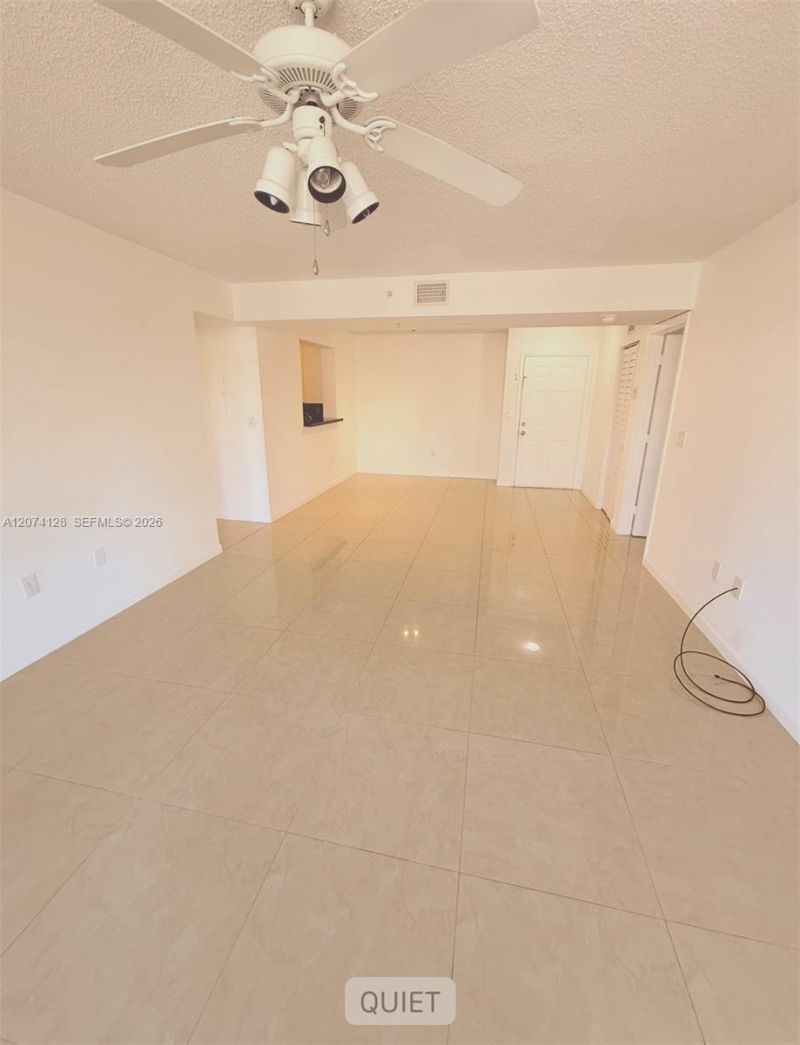 2721 Ocean Club Blvd, Unit 201, Hollywood, FL 33019 Photo
