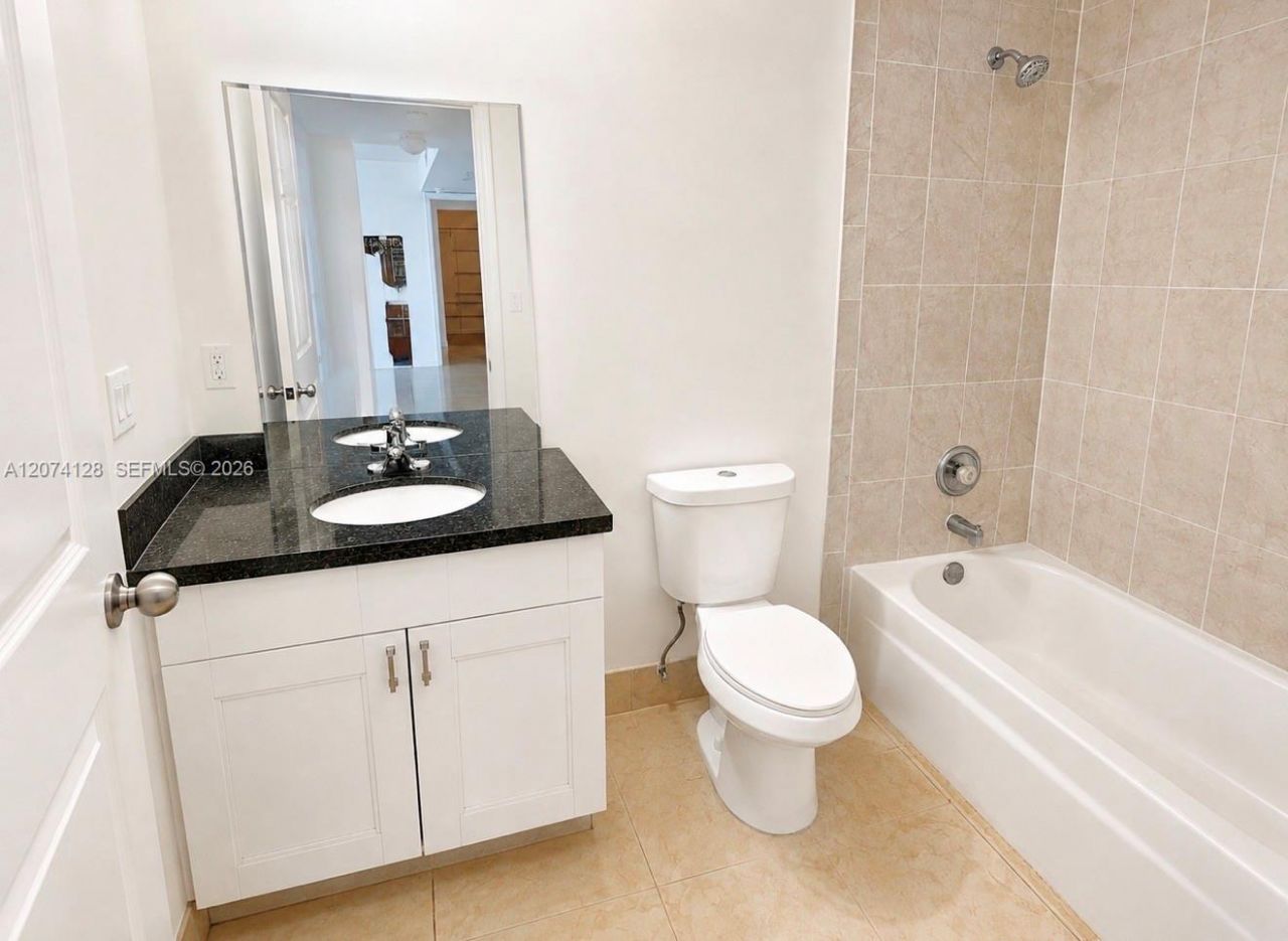 2721 Ocean Club Blvd, Unit 201, Hollywood, FL 33019 Photo