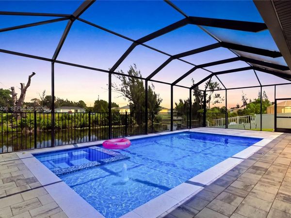 2251 SW 2nd Ter. , Cape Coral, FL 33991