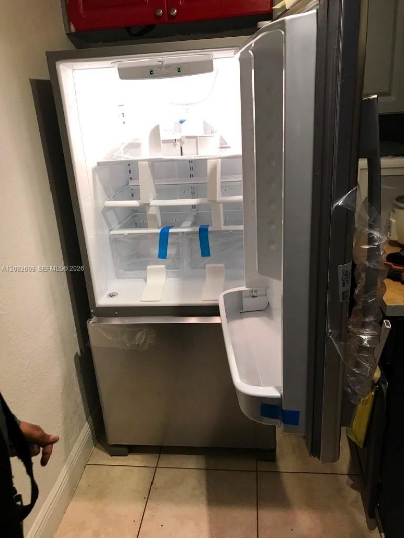 7000 NW 186th St, Unit 4-422A, Hialeah, FL 33015 Photo