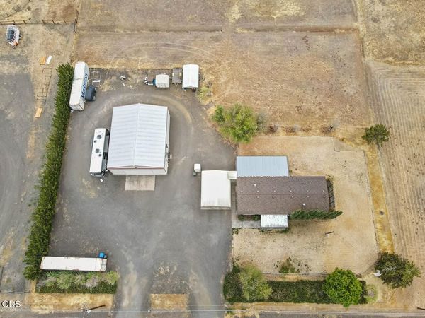 4380 Avenue H, White City, OR 97503