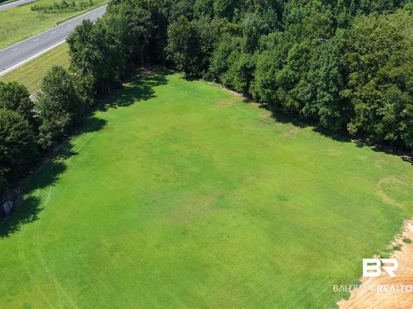 400-A Block Ewing Dr., Atmore, AL 36502