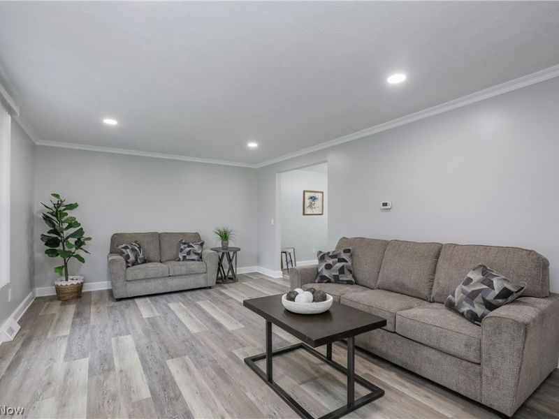 2783 State Street NW, Uniontown, OH 44685 Photo 15