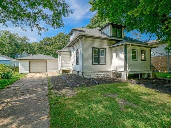 606 S 2nd Street , Oregon, IL 61061