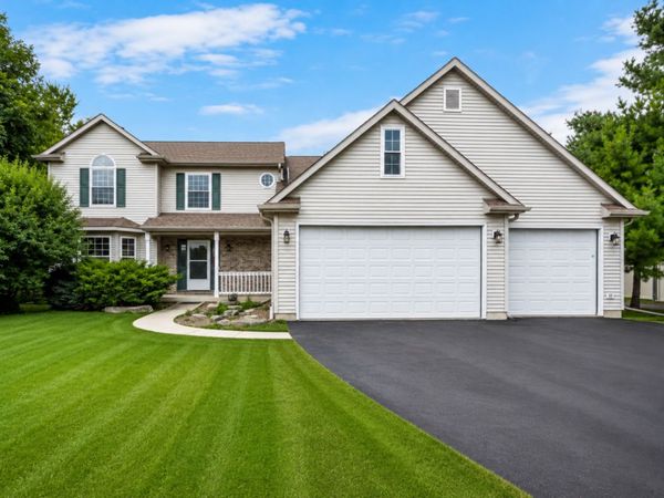 28157 W Wilmot Road, Antioch, IL 60002