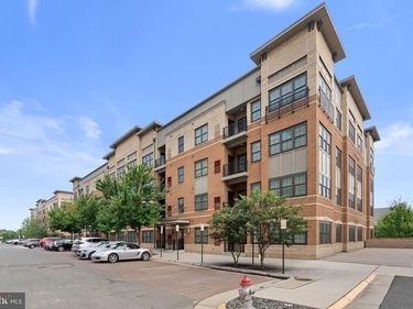 2905 BLEEKER STREET, Unit 205, FAIRFAX, VA 22031