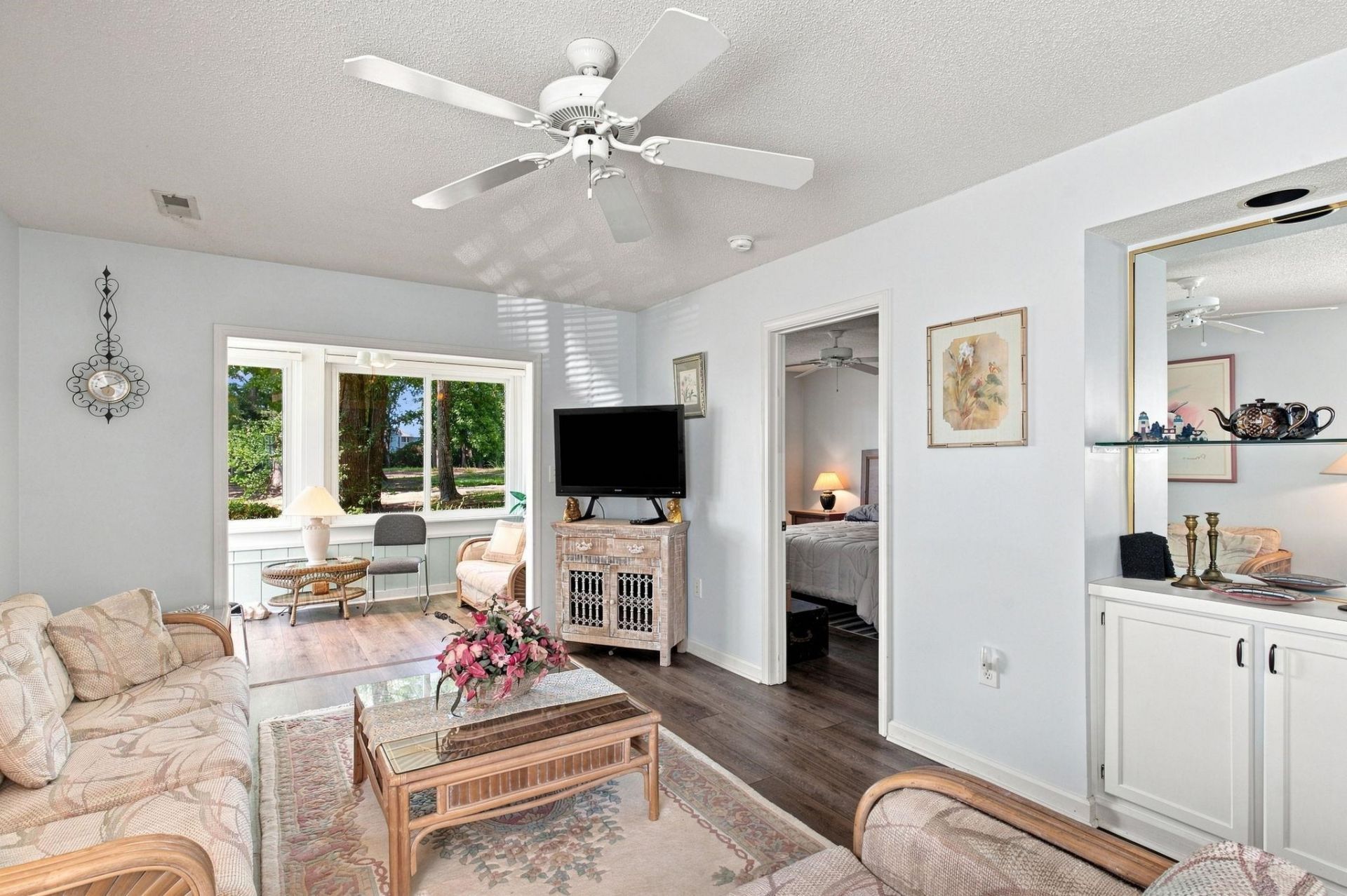 4640 Greenbriar Dr. Photo 15