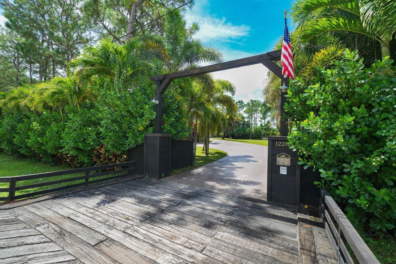 12212 82nd Street N, West Palm Beach, FL 33412 Photo