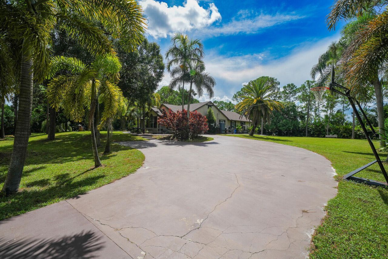 12212 82nd Street N, West Palm Beach, FL 33412 Photo