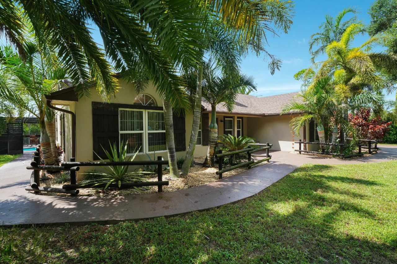 12212 82nd Street N, West Palm Beach, FL 33412 Photo