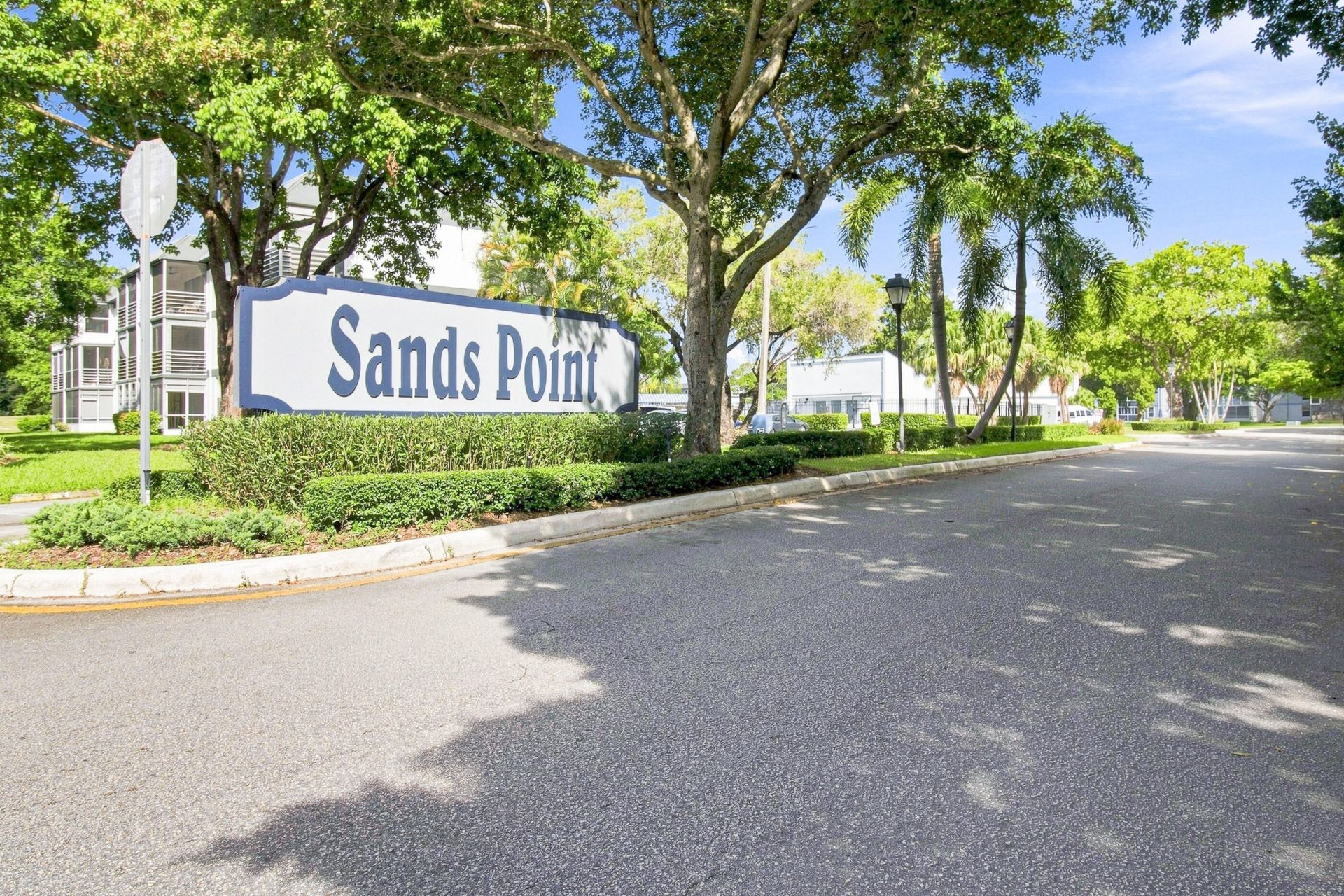 8321 Sands Point Boulevard, Unit D305, Tamarac, FL 33321 Photo