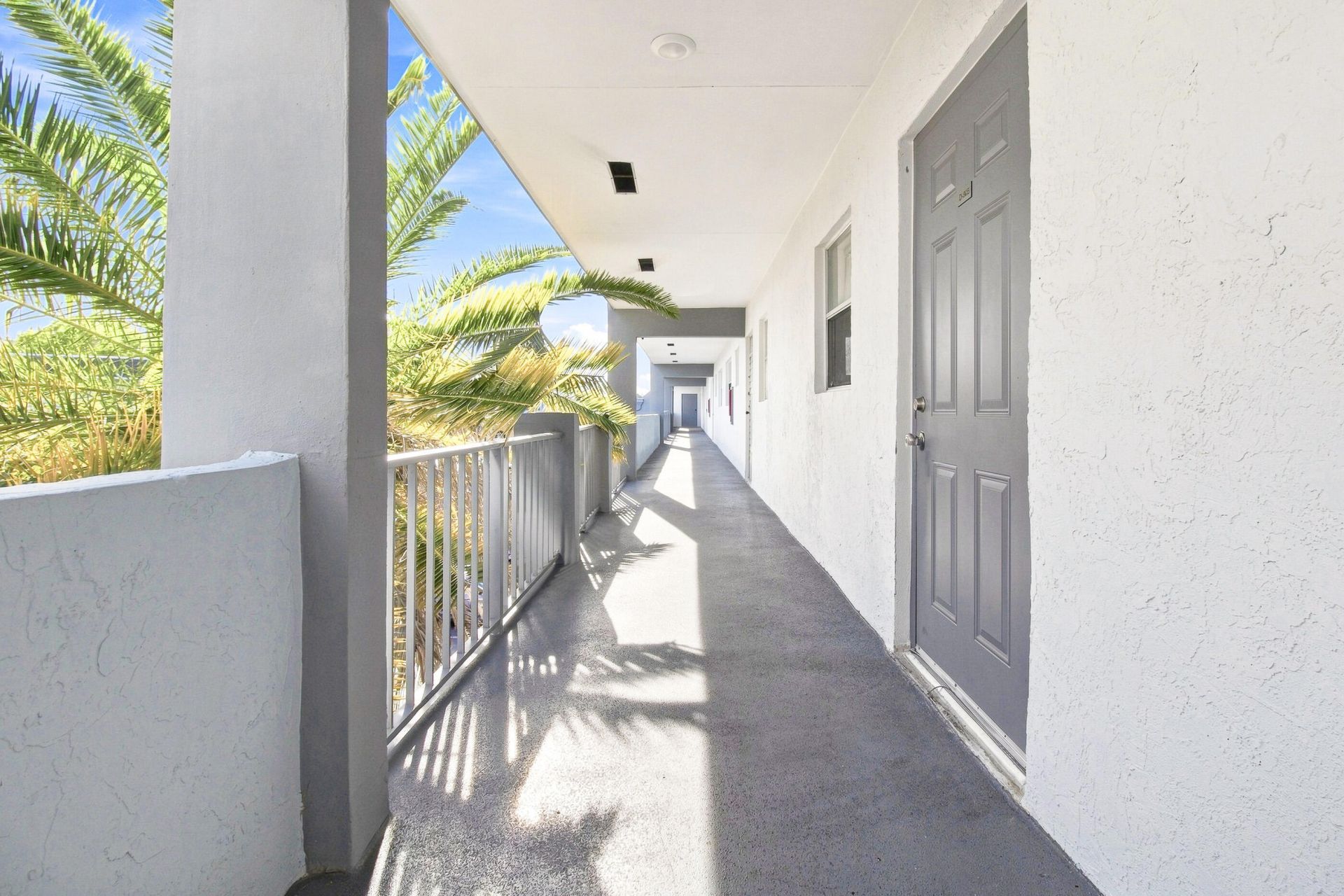 8321 Sands Point Boulevard, Unit D305, Tamarac, FL 33321 Photo