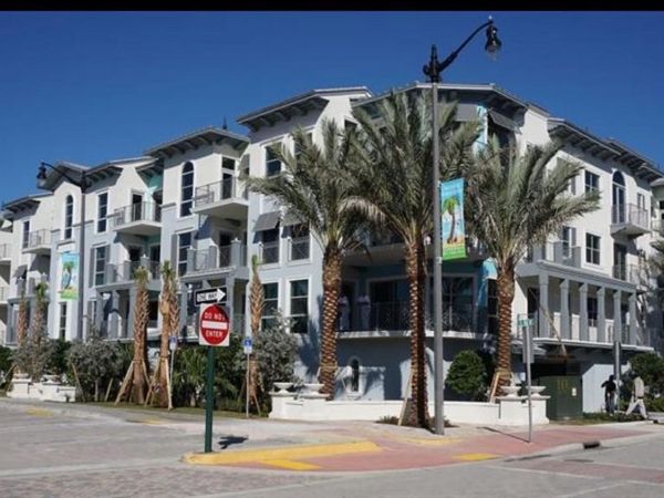 4511 EL MAR Drive, Unit 202, Lauderdale-By-The-Sea, FL 33308