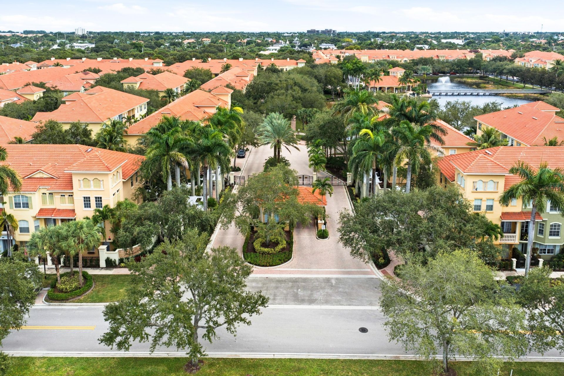 2486 San Pietro Circle, Palm Beach Gardens, FL 33410 Photo
