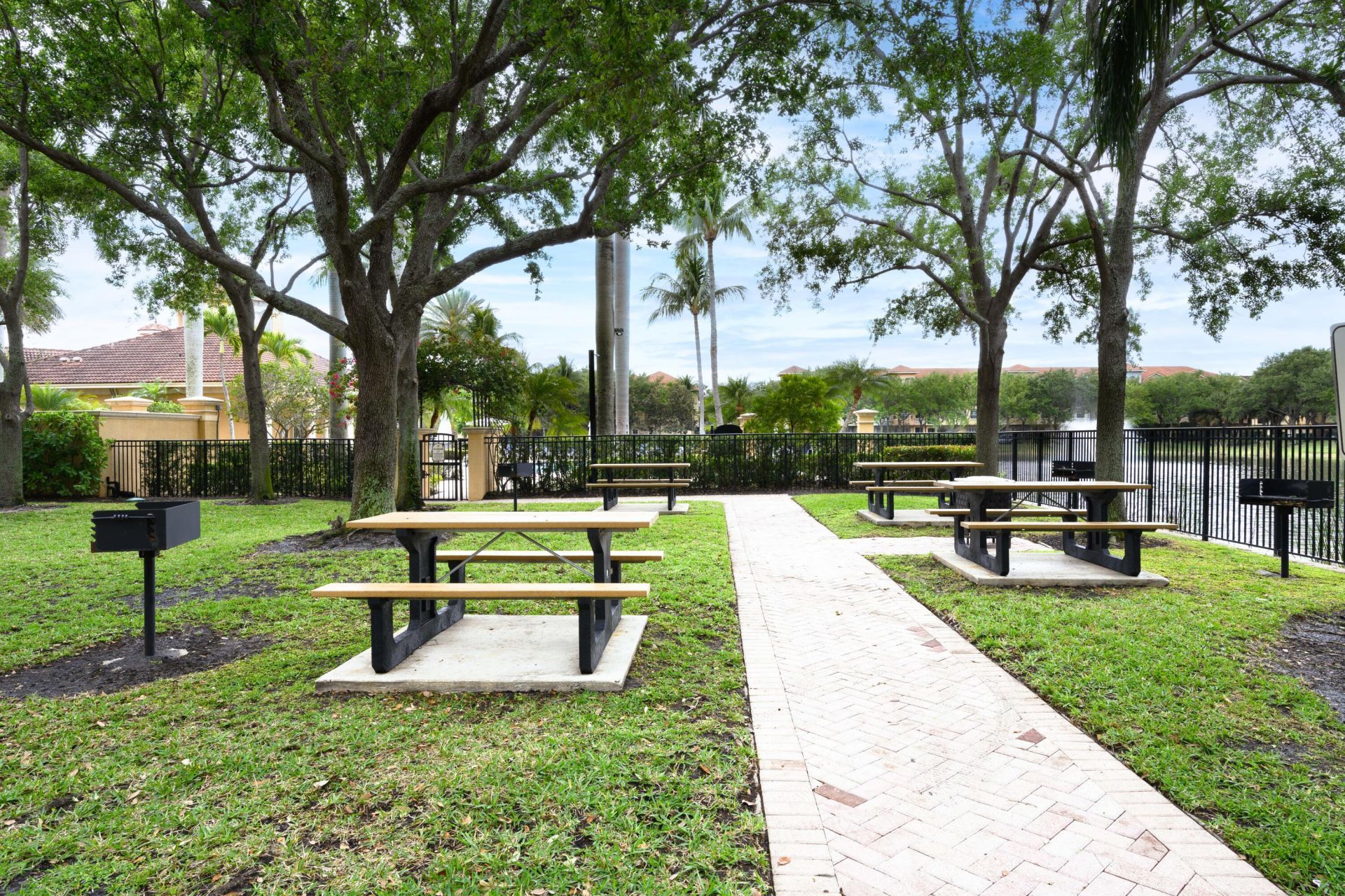 2486 San Pietro Circle, Palm Beach Gardens, FL 33410 Photo