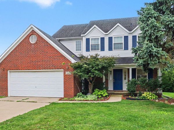 2457 Cliffside Court, Ann Arbor, MI 48103