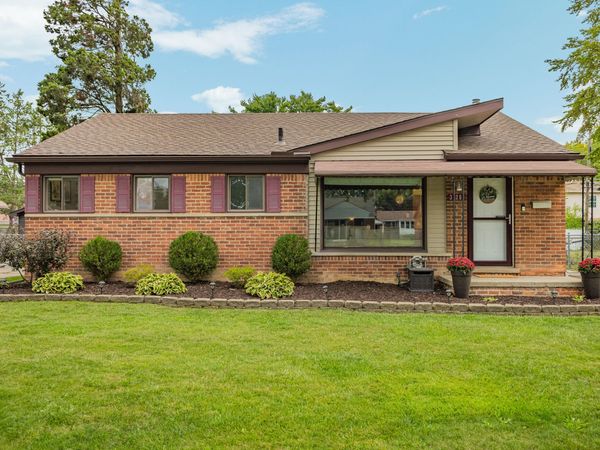 31200 Westfield Street, Livonia, MI 48150