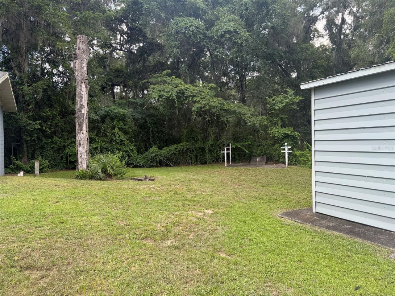 5561 NE 35th Street , Silver Springs, FL 34488 Photo