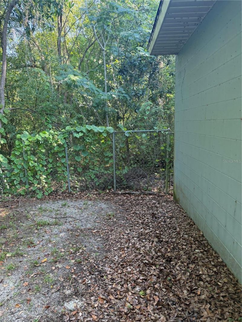 5561 NE 35th Street , Silver Springs, FL 34488 Photo