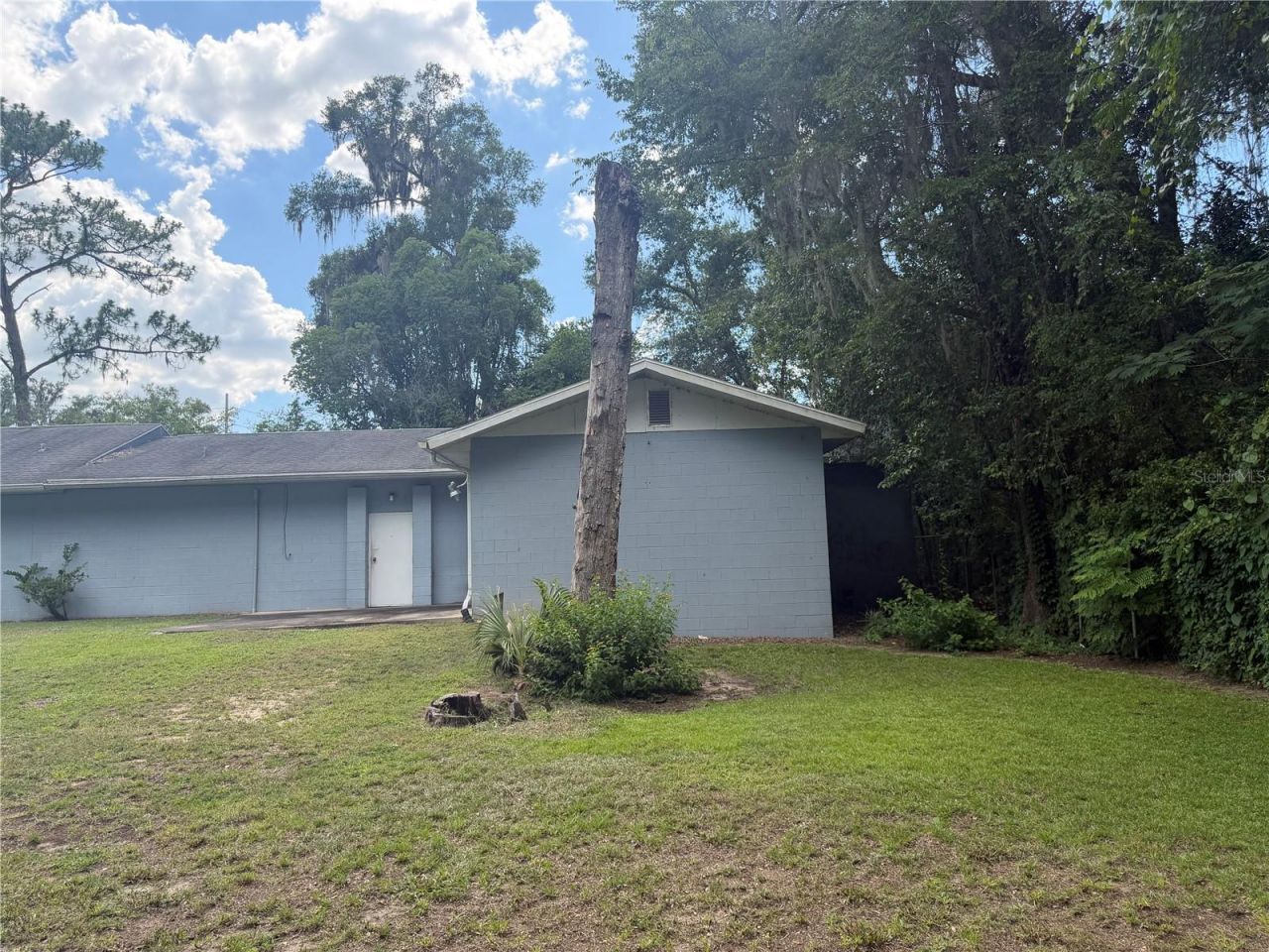5561 NE 35th Street , Silver Springs, FL 34488 Photo