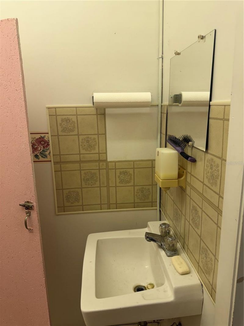 5561 NE 35th Street , Silver Springs, FL 34488 Photo
