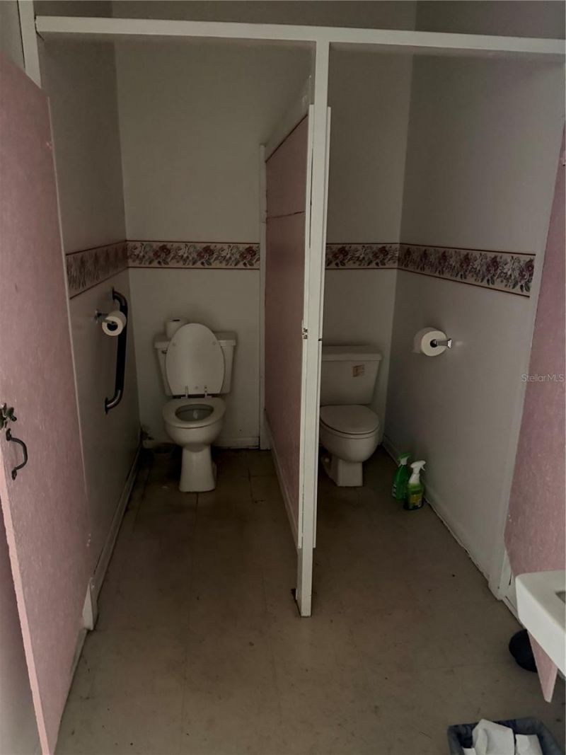5561 NE 35th Street , Silver Springs, FL 34488 Photo