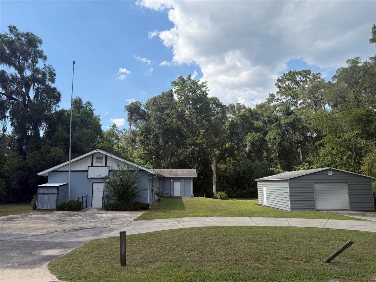 5561 NE 35th Street , Silver Springs, FL 34488 Photo