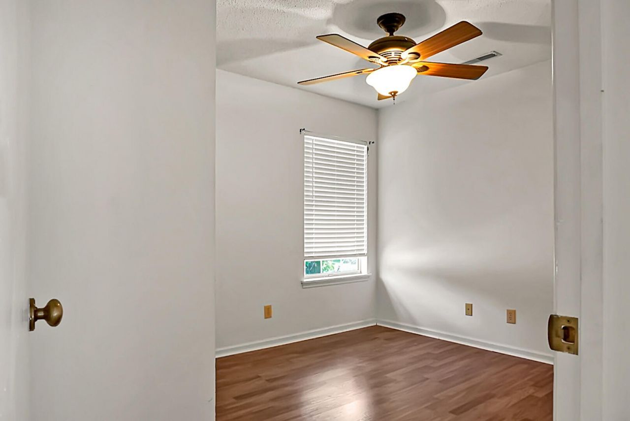 103 Stoneybrea Court Photo 27