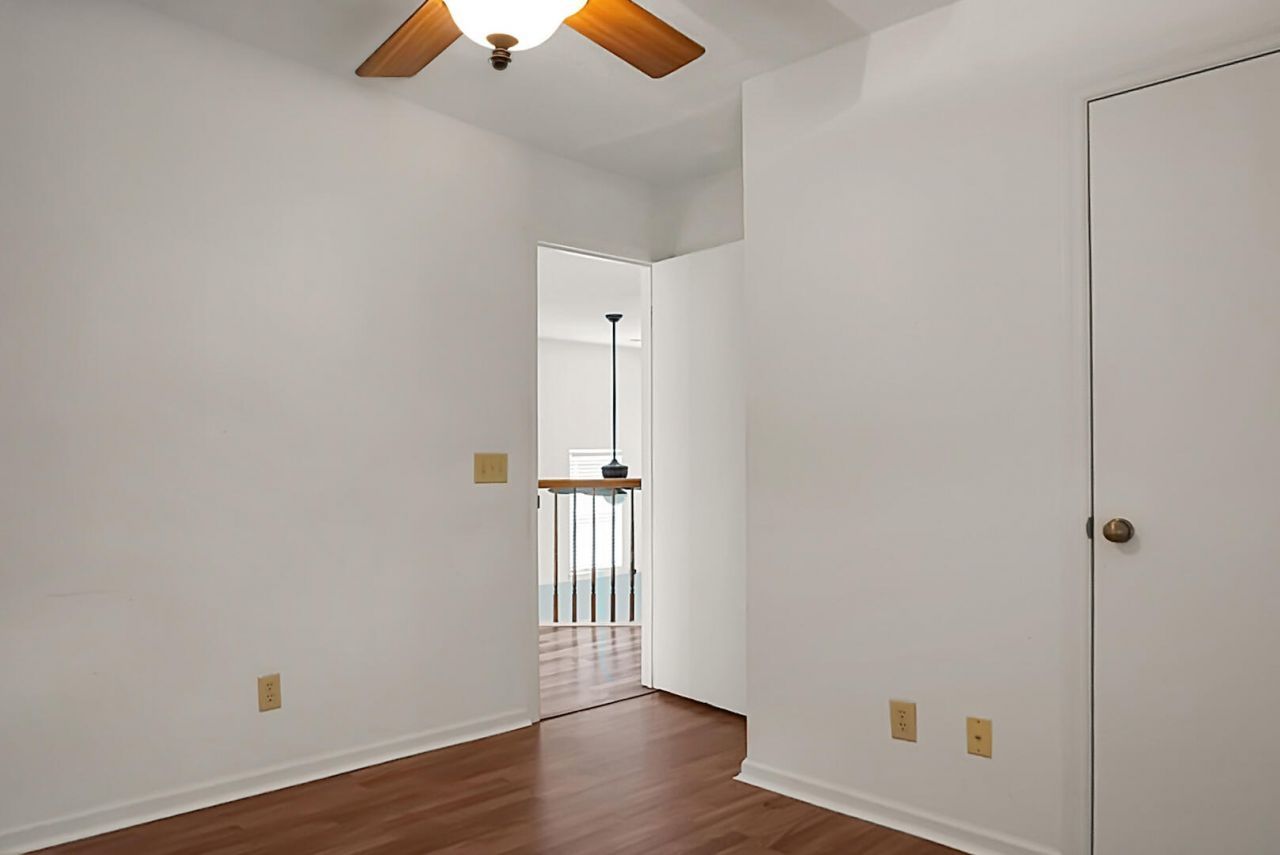 103 Stoneybrea Court Photo 28