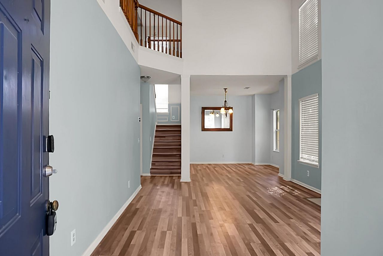 103 Stoneybrea Court Photo 4