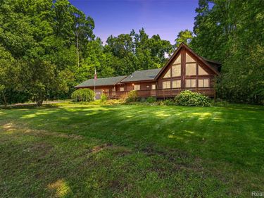8340 Nichols Road, Flushing Township, Mi 48433
