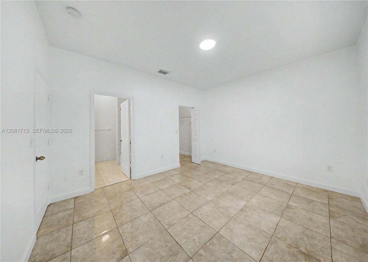 2630 NE 3rd Dr, Unit 202, Homestead, FL 33033 Photo