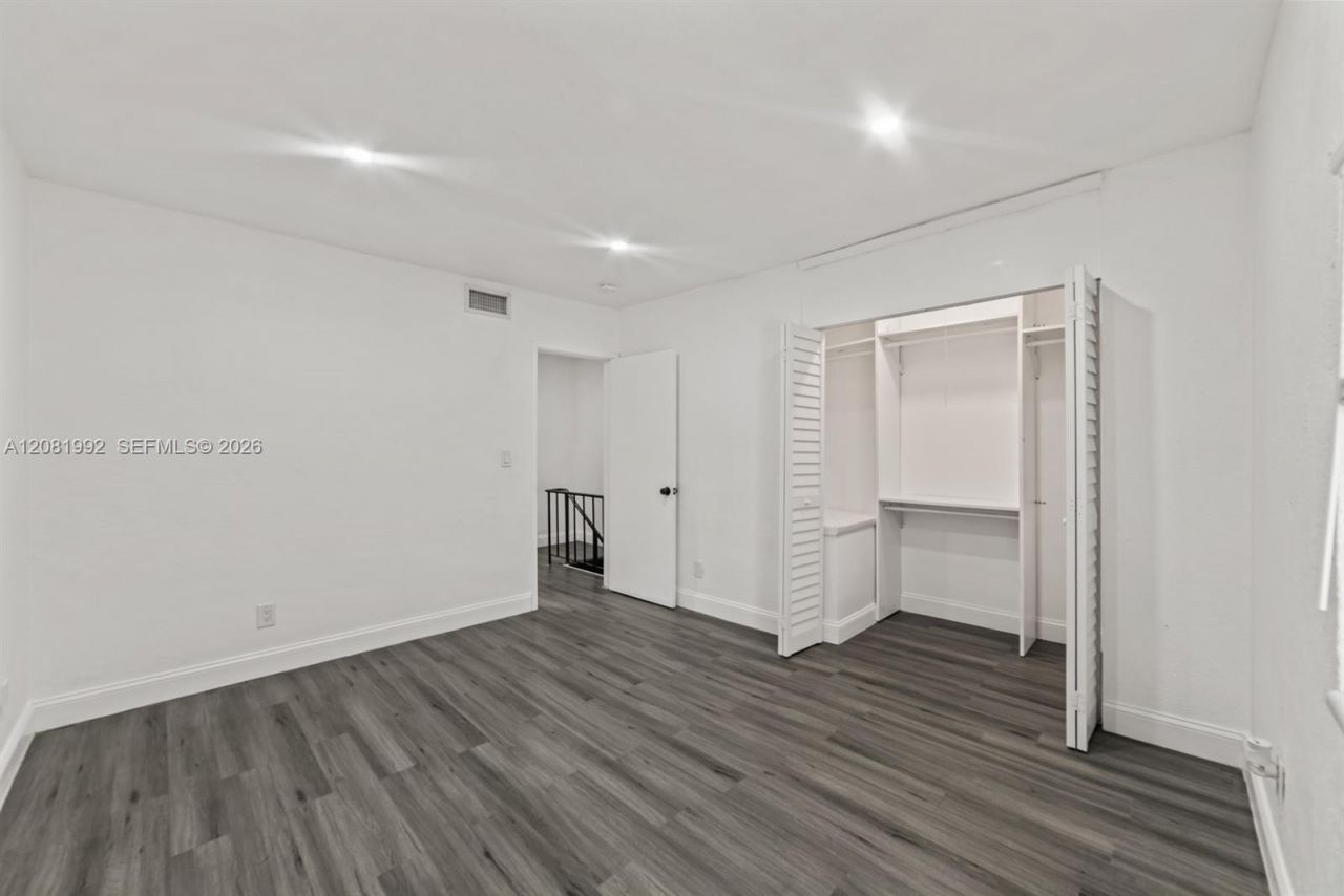 1710 NE 142nd St , Unit 1710, North Miami, FL 33181 Photo