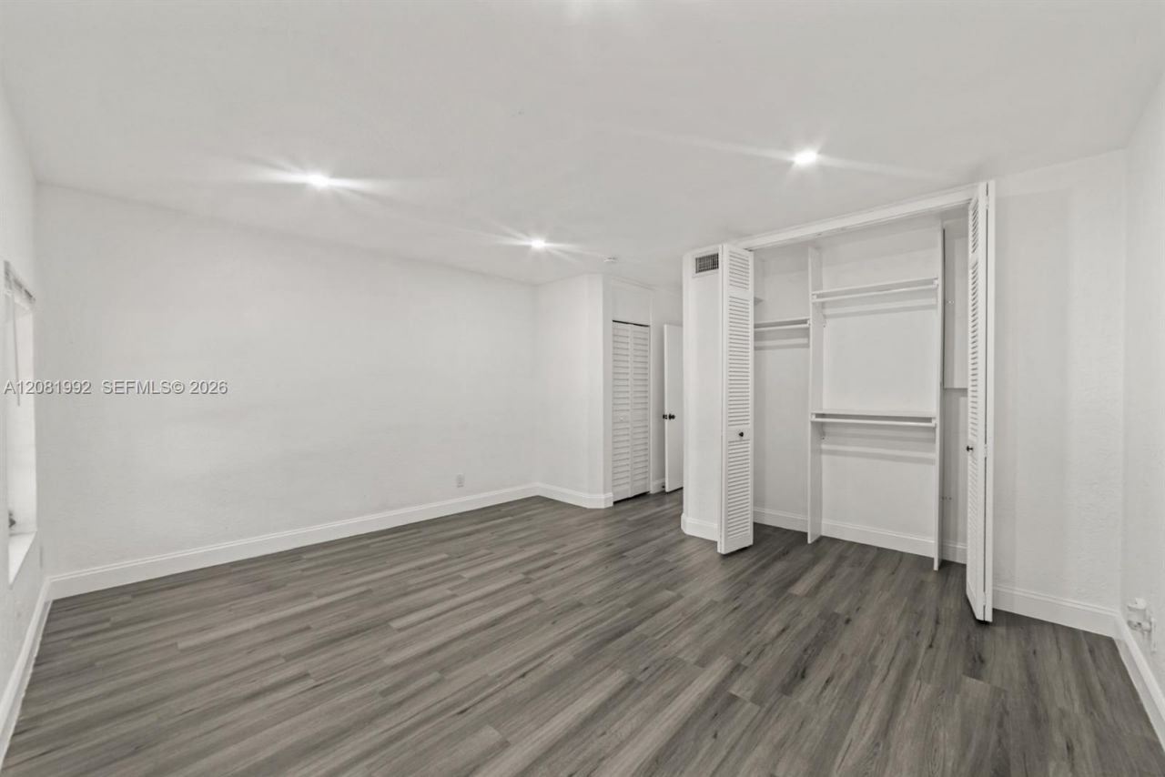 1710 NE 142nd St , Unit 1710, North Miami, FL 33181 Photo