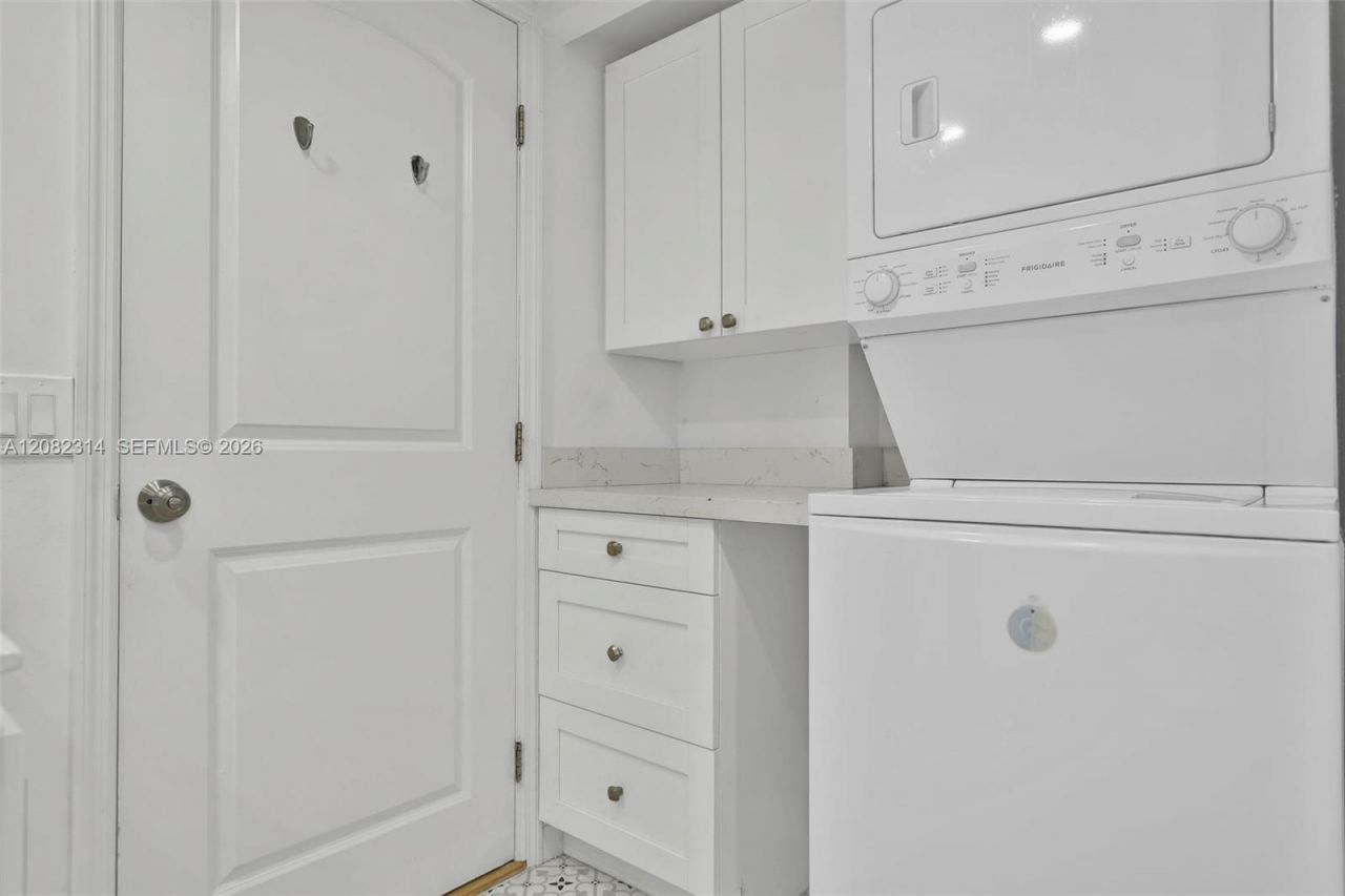 520 Brickell Key Dr , Unit A1007, Miami, FL 33131 Photo