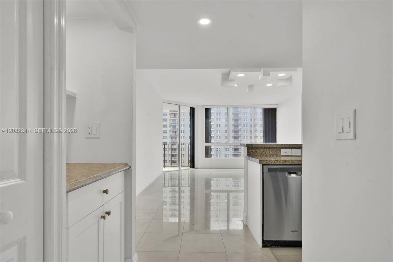 520 Brickell Key Dr , Unit A1007, Miami, FL 33131 Photo