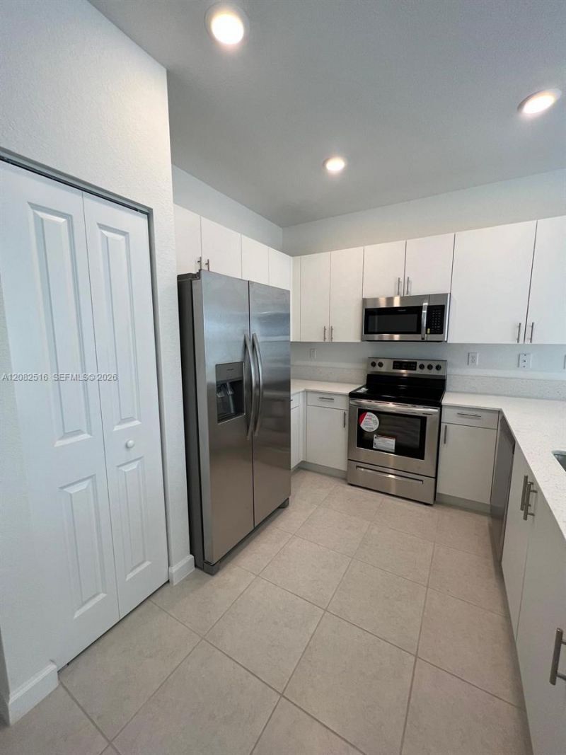 12908 SW 233rd Ter , Homestead, FL 33032 Photo